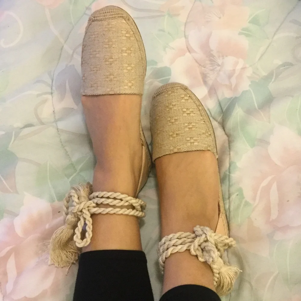 Circus by Sam Edelman Beige Espadrille Lace-Up Flats